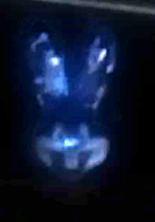 Otro de los muchos fotogramas que demuestran que el objeto avistado en Pachacamac no era un humanoide, ERA UN GLOBO DE HELIO.